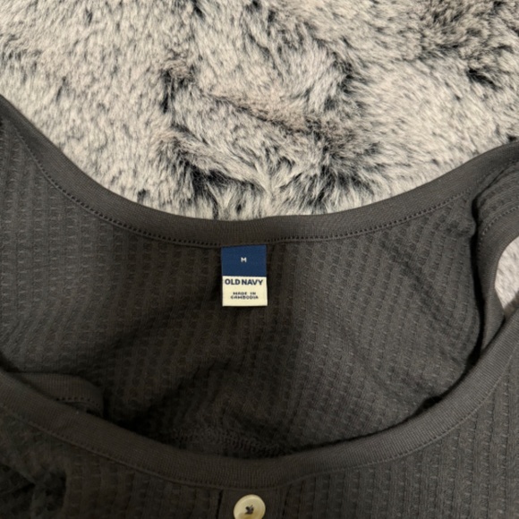 Crop Top - Picture 4 of 6